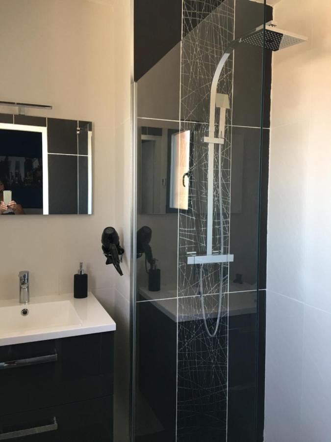 Blue Diamond Room Salles-d'Aude Luaran gambar